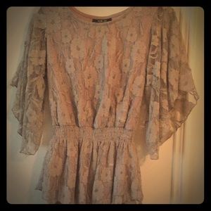 Chinch-waist floral dress shirt